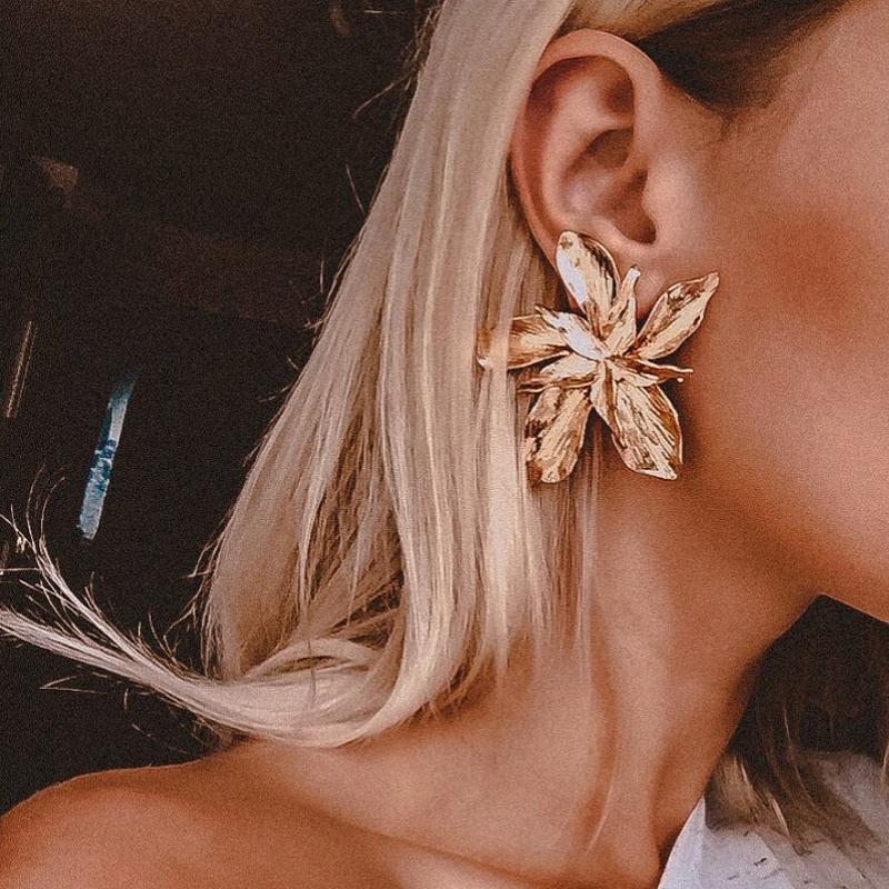 Floral Statement Earrings - FashionAngelz