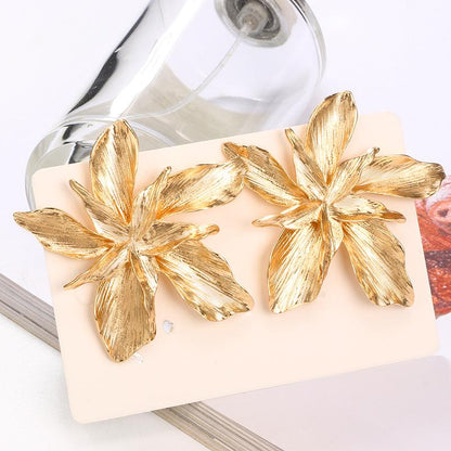 Floral Statement Earrings - FashionAngelz