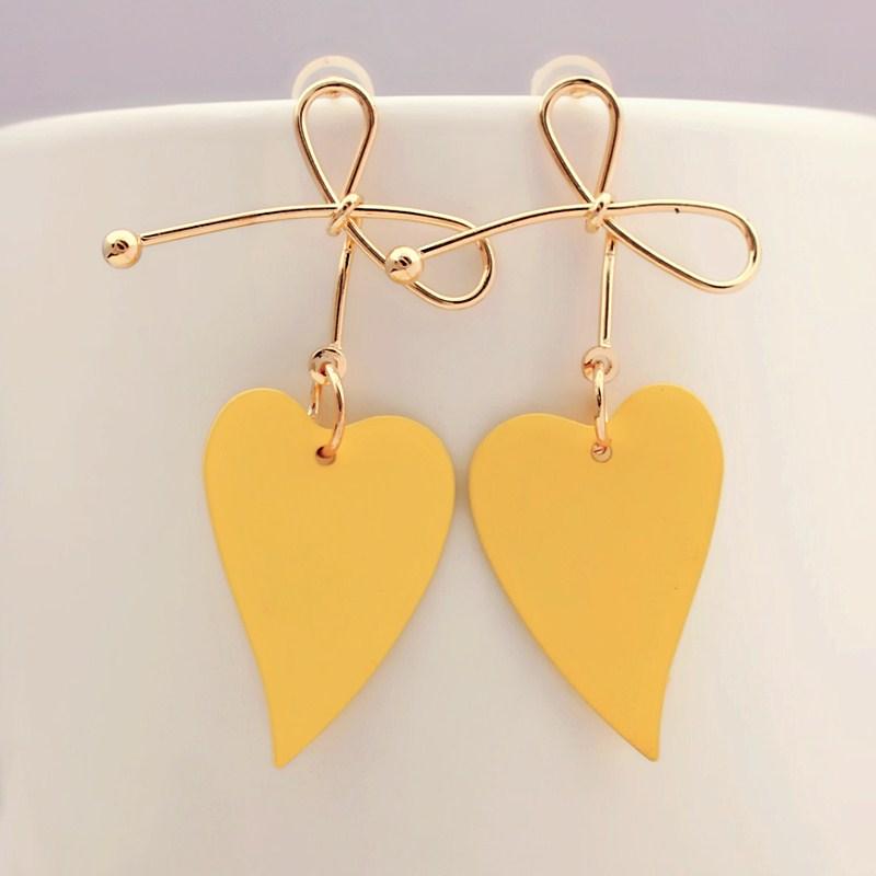 Heart Drop Earrings - FashionAngelz