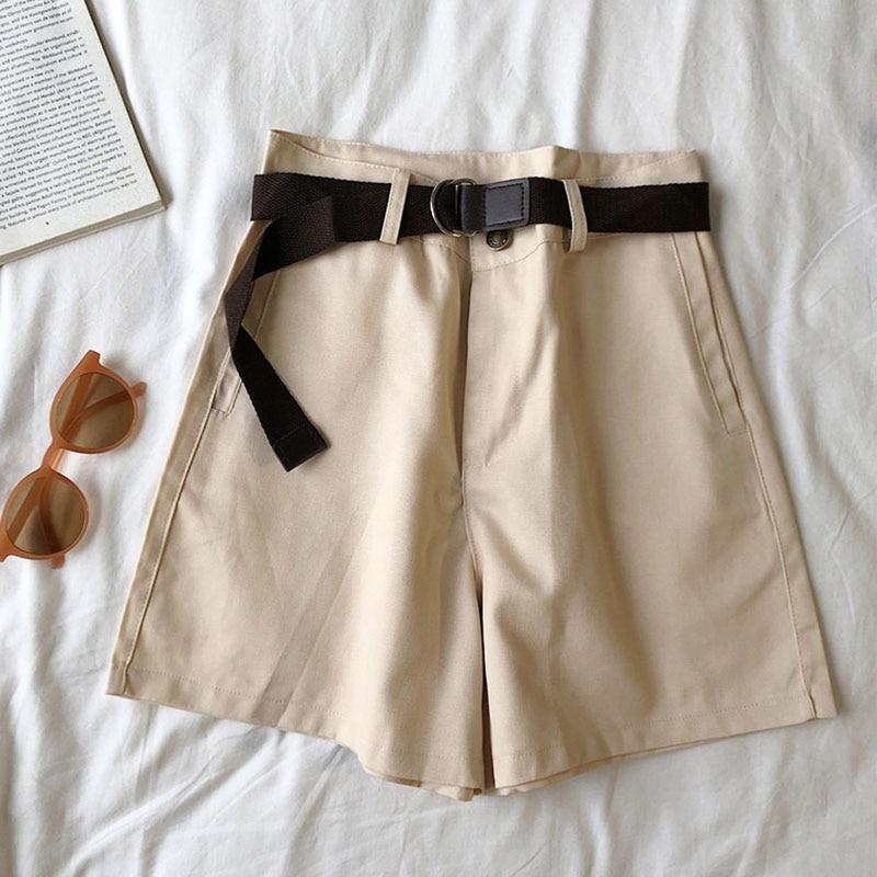 Vintage Wide Buckle Shorts - FashionAngelz