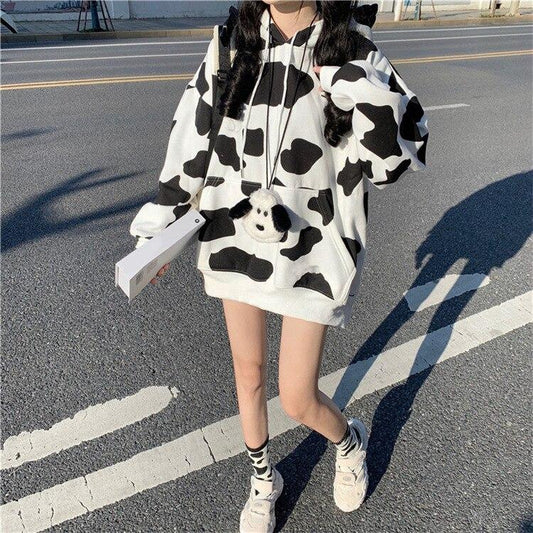Oversized Cow Print Hoodie Hoodies & Sweatshirts South-City Store 
