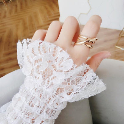 Hollow Cross Ring - FashionAngelz