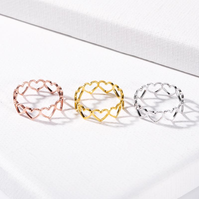 Linked Heart Ring - FashionAngelz
