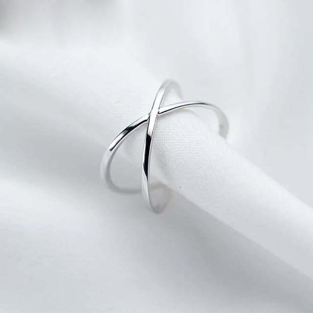 Silver Cross Band Ring - FashionAngelz
