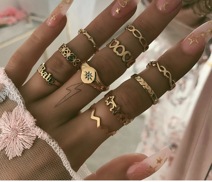 Linked Heart Ring - FashionAngelz