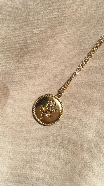 Rose Coin Pendant Necklace - FashionAngelz