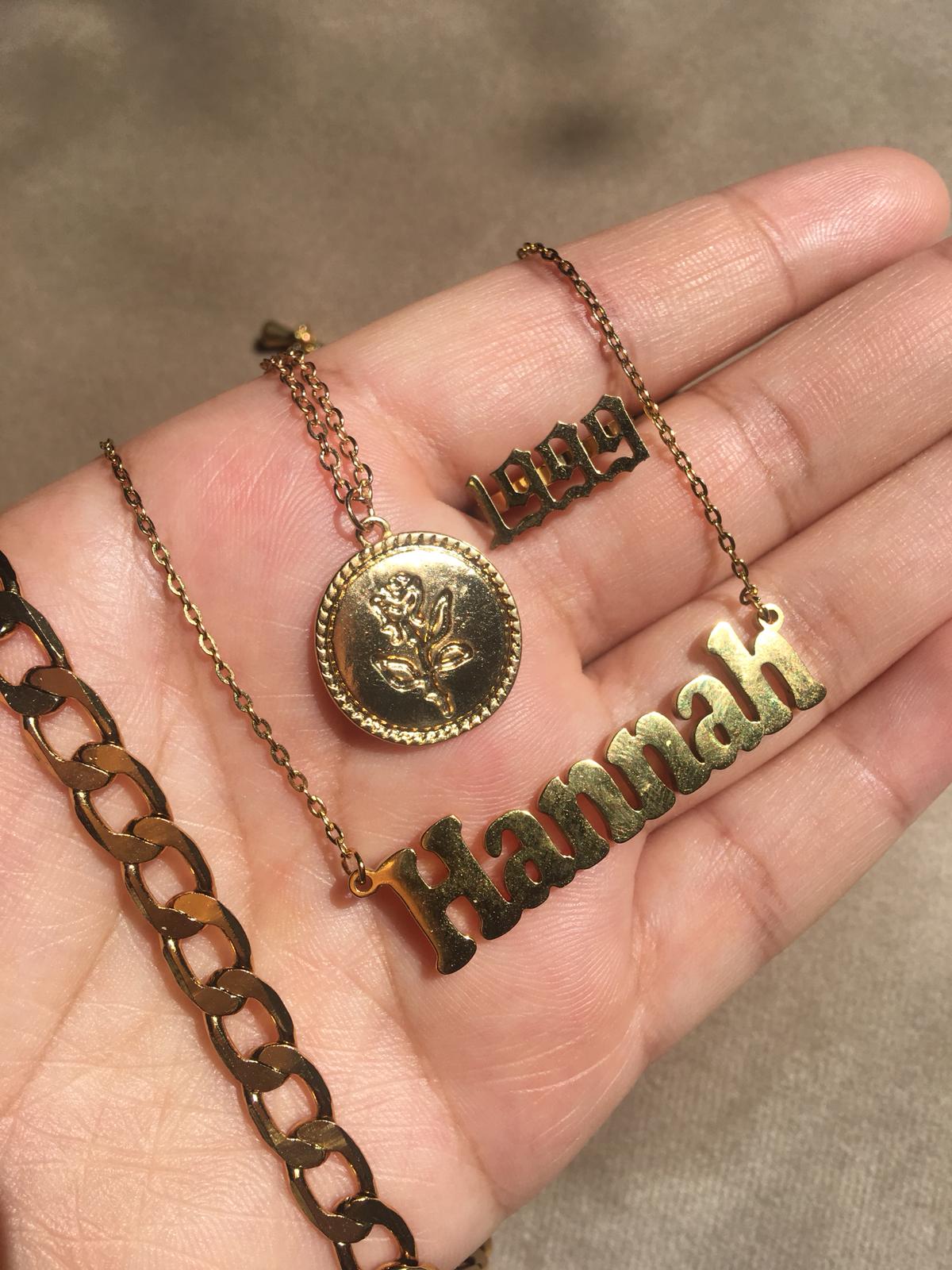 Rose Coin Pendant Necklace - FashionAngelz