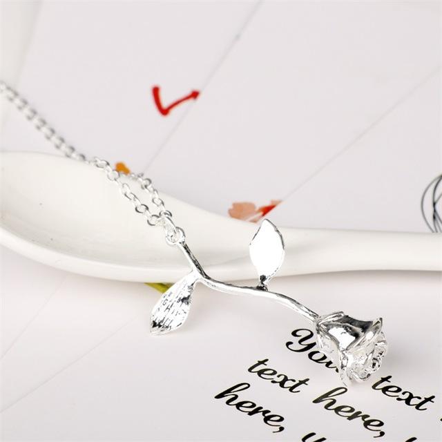 Rose Charm Necklace - FashionAngelz