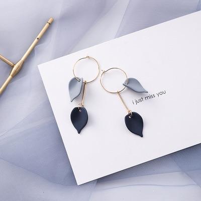 Blue Acrylic Earings - FashionAngelz