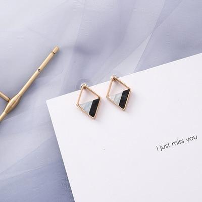 Blue Acrylic Earings - FashionAngelz